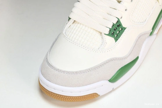 SB  Retro  Jordan  4 DR5415-103 DR5415-103 Green Pine 0520